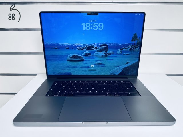 Üzletből, Macbook Pro Retina 16