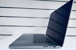 Üzletből, Macbook Pro Retina 16