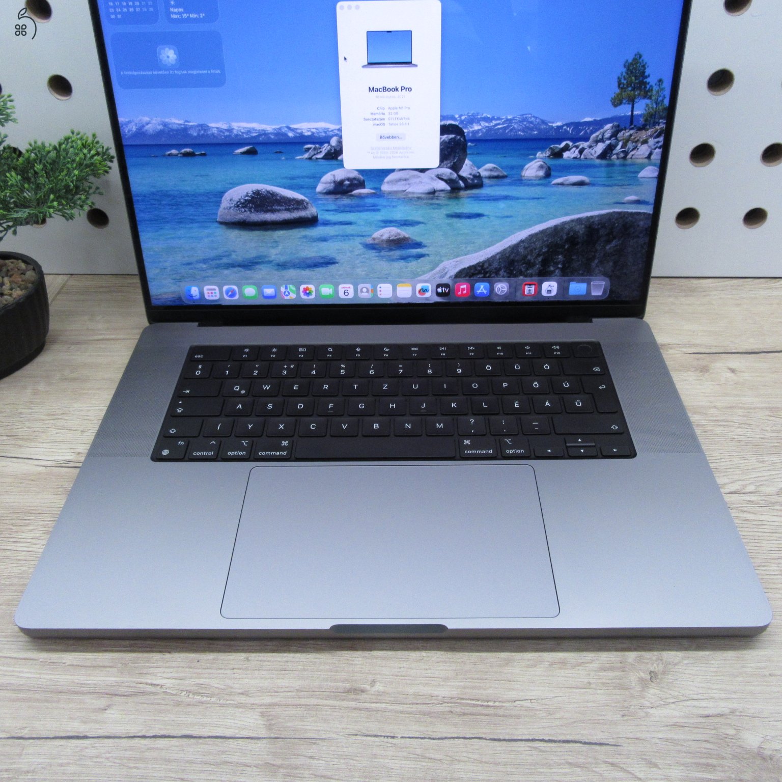 Apple MacBook Pro 16 (2021) – M1 Pro / 32GB / 512GB SSD – használt, szép állapot – 91% akku (111 ciklus)