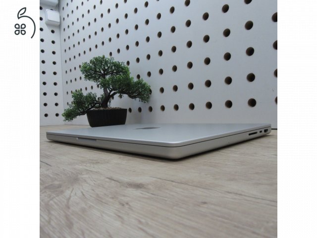 Apple MacBook Pro 14 (2021) – M1 Pro / 16GB / 500GB SSD – használt, szép állapot – 90% akku (265 ciklus)