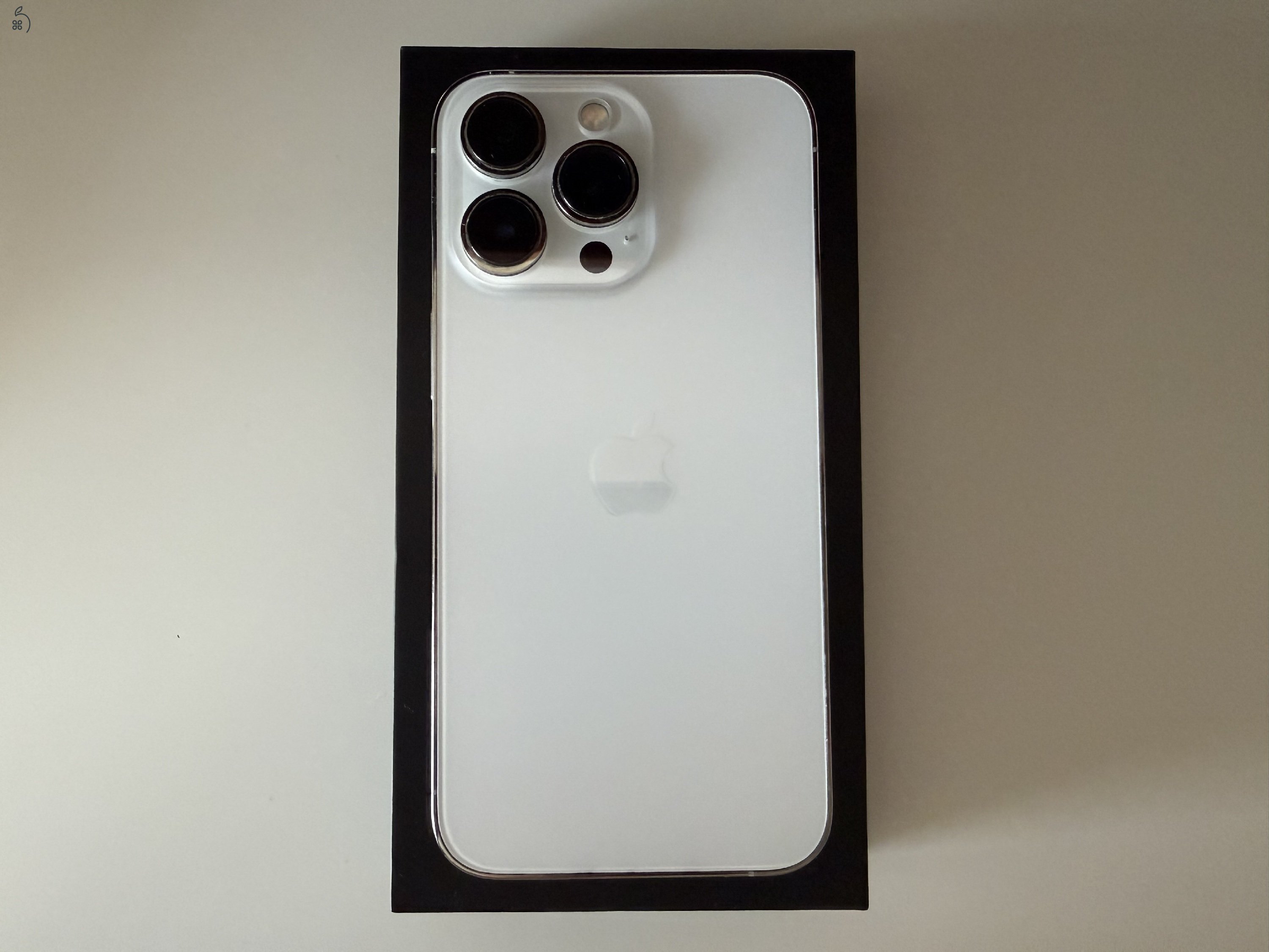 iPhone 13 Pro 256GB Silver | Új gyári 100% akku | Megkímélt | Doboz | Azonnal vihető