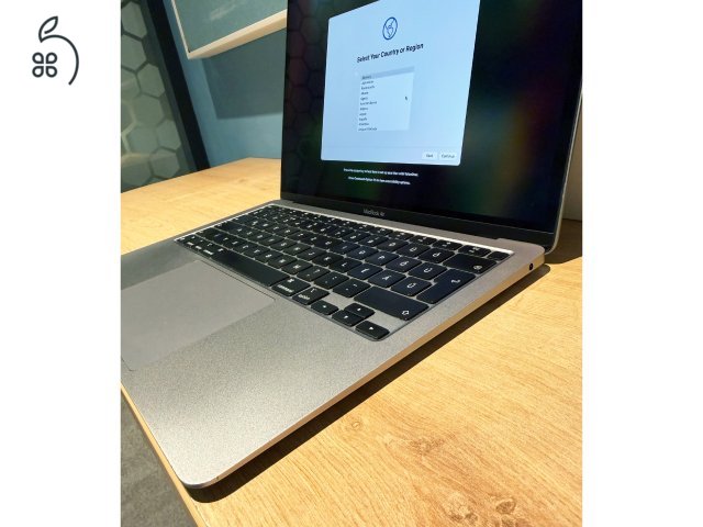 Apple MacBook Air M1 13” – 8GB / 256GB – dobozzal