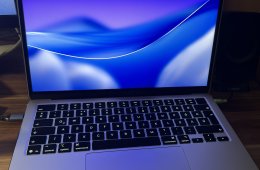 MacBook Air 13. M4 24Gb Ram 1Tb SSD Apple garancia