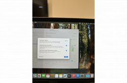MacBook Air Retina 13” (2020, Intel, 8GB / 256GB) – megkímélt