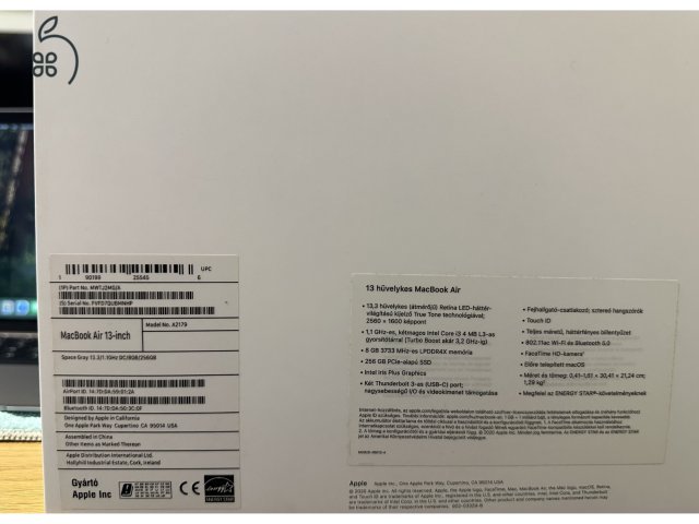 MacBook Air Retina 13” (2020, Intel, 8GB / 256GB) – megkímélt