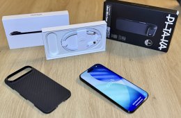 Apple iPhone AIR 256GB fekete - független - karcmentes - garanciális - Pitaka aramid tok és fólia