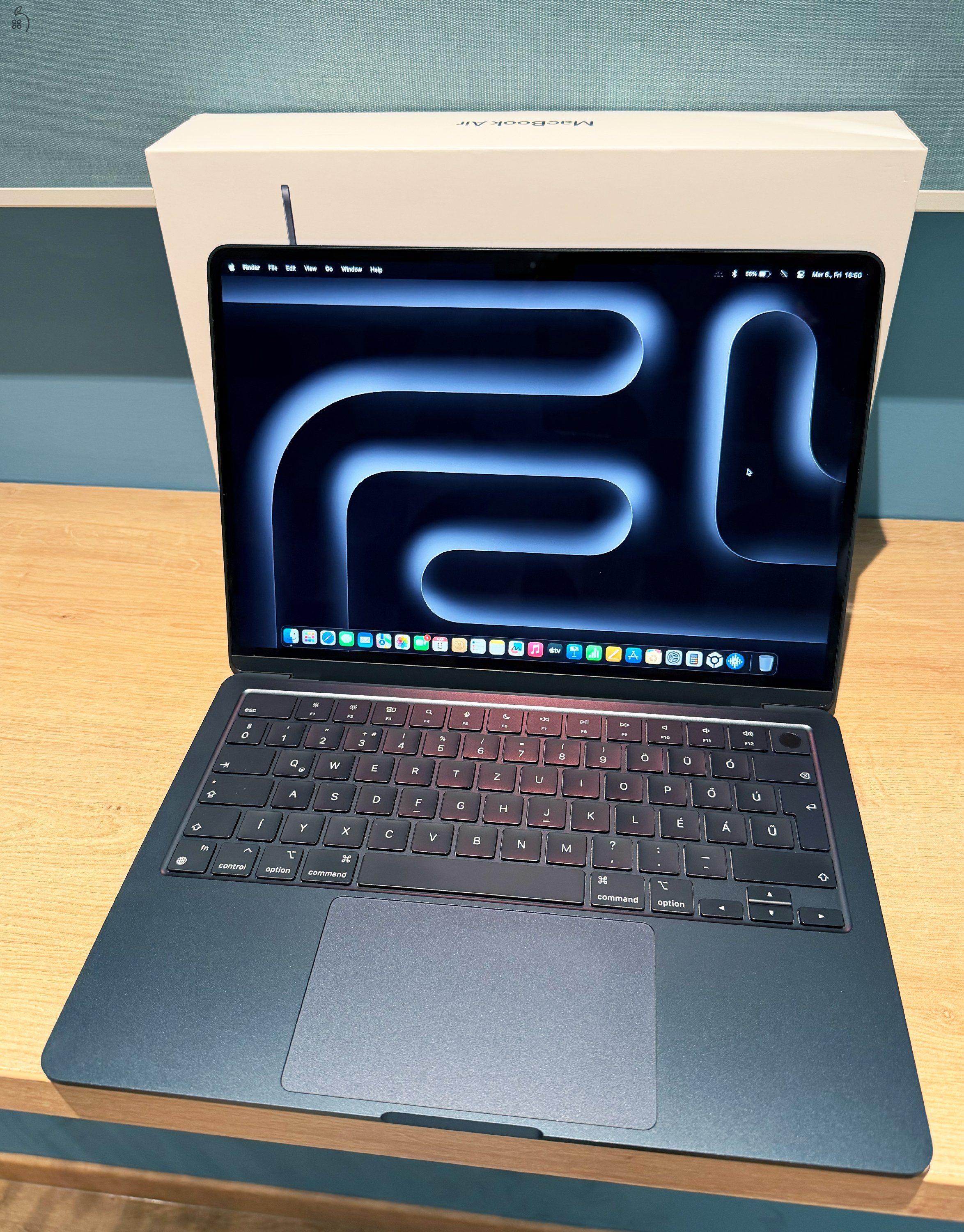 Apple MacBook Air M2 – 16GB RAM / 256GB SSD – garanciával