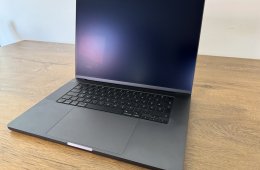 MacBook Pro 16