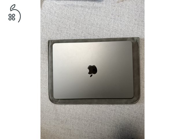 Apple Macbook Air M2 2022
