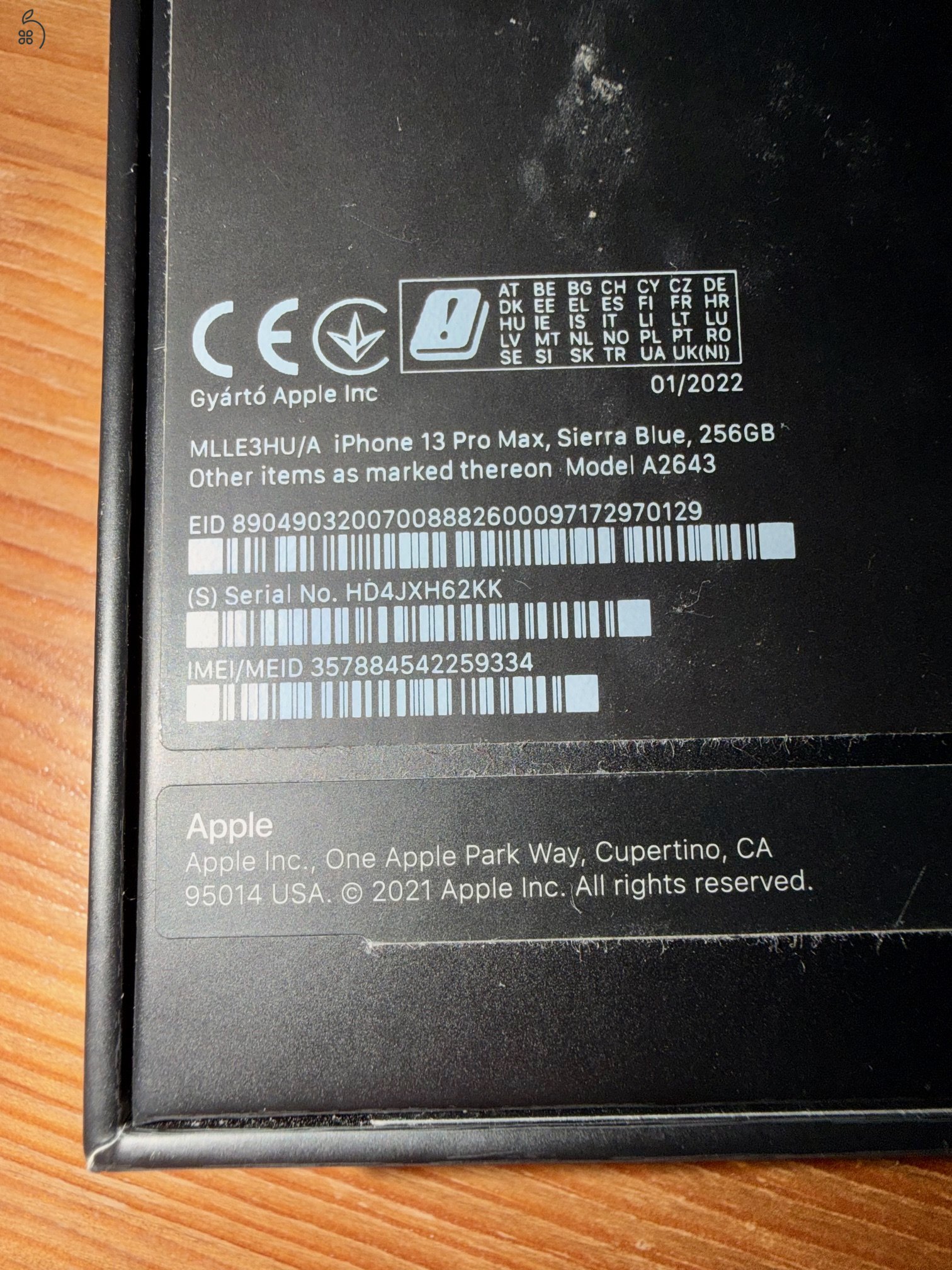 Kedvezményes húsvéti ajándék avagy ki harapott az almába? 