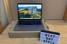 2019 Retina MacBook Air 13 / i5 1.6GHz / 8GB / 128GB SSD / Magyar / Space Gray / 84% Aksival Eladó ! ! !