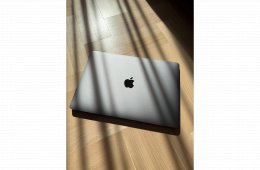 Macbook Air // M1 // 16GB! // 256GB // space grey // magyar billentyűzet