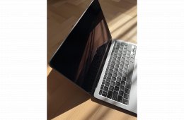 Macbook Air // M1 // 16GB! // 256GB // space grey // magyar billentyűzet