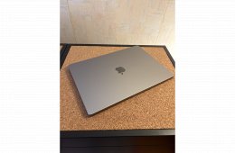 MacBook Pro 16