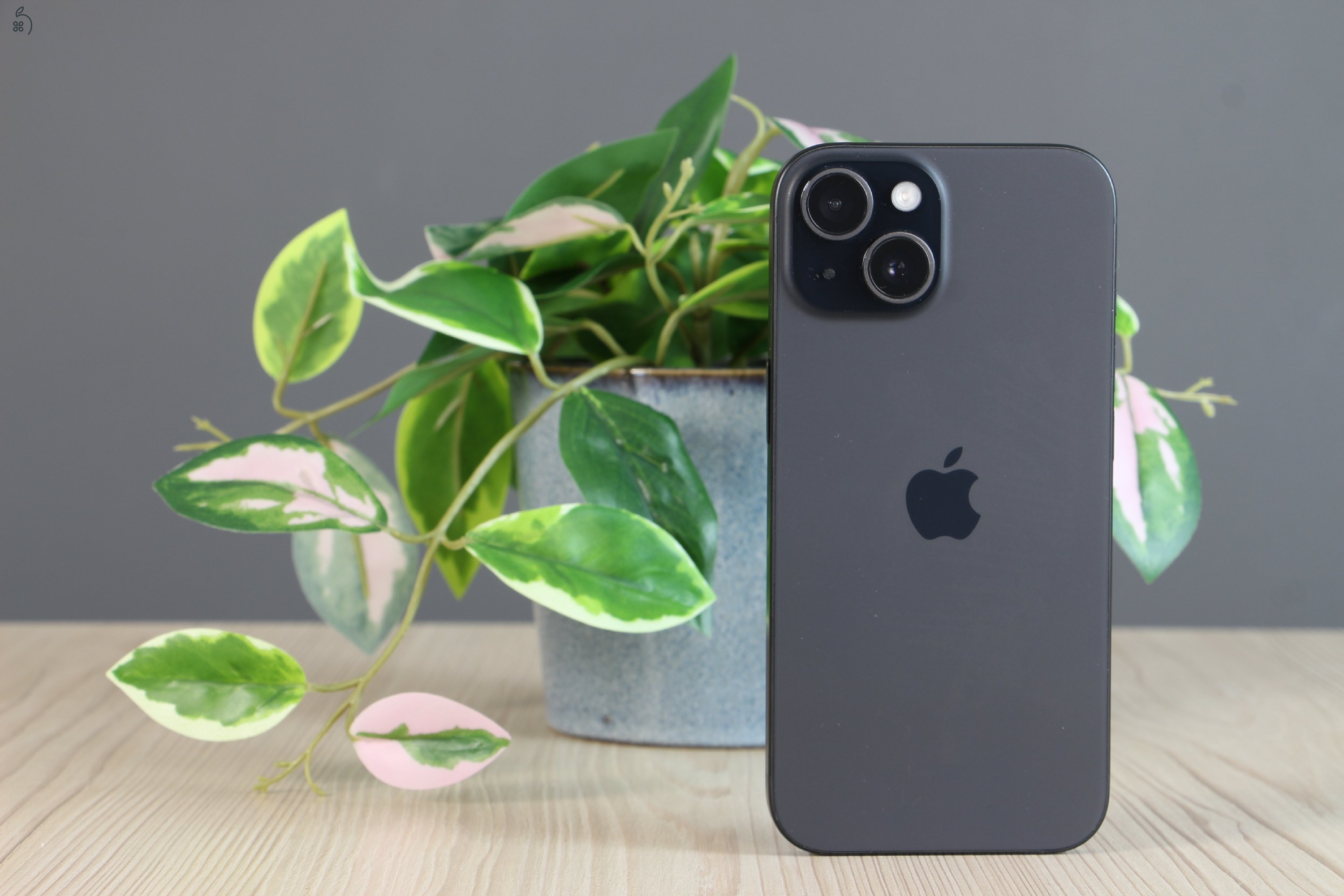 Apple iPhone 15 128GB Black B US-7846