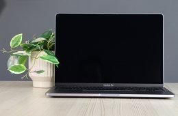 Apple Macbook Pro 13