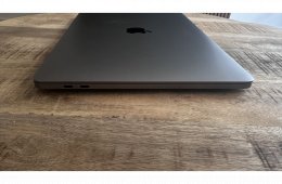 MacBook Pro 13
