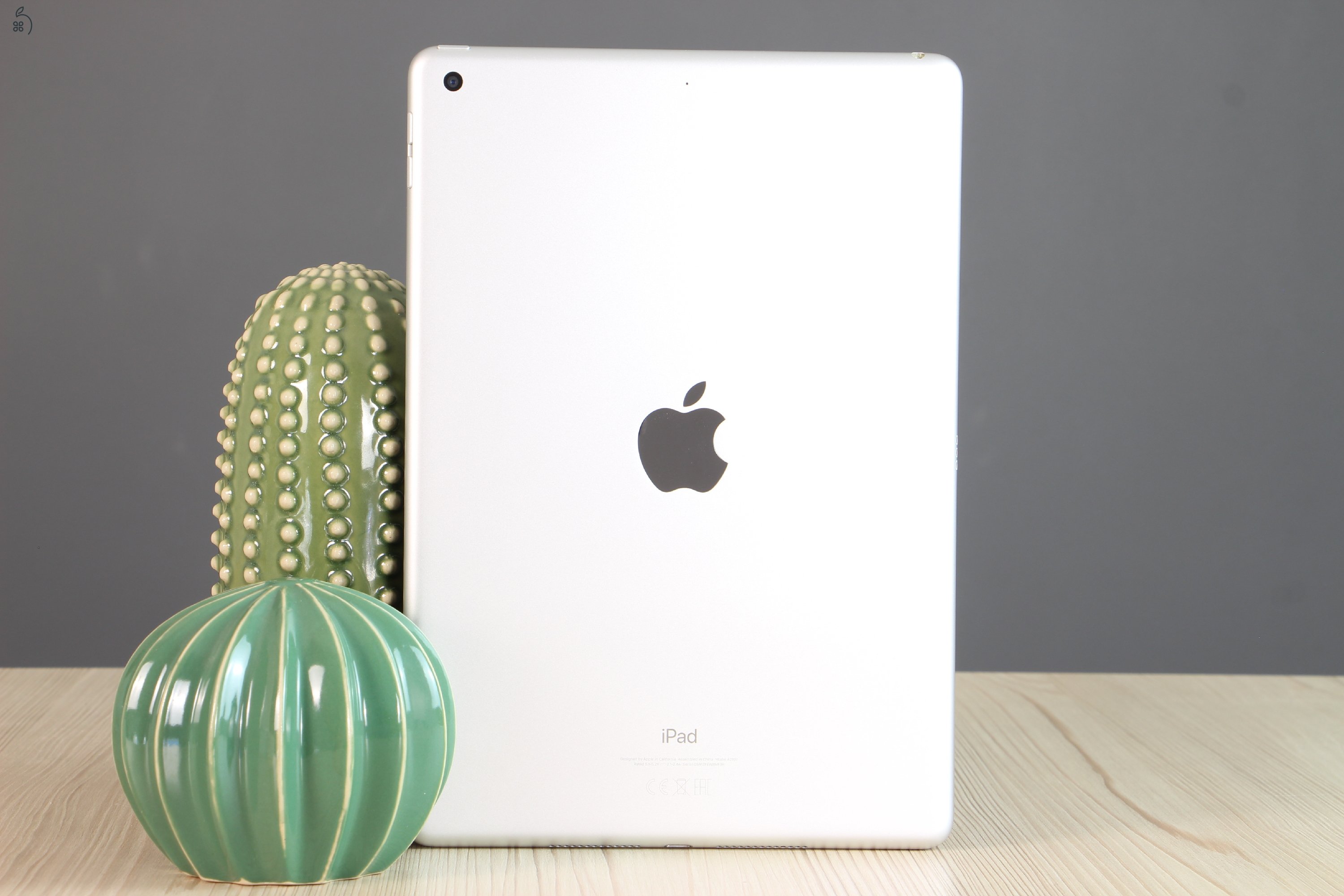 Apple iPad 7 128GB Wifi ezüst A US-7813