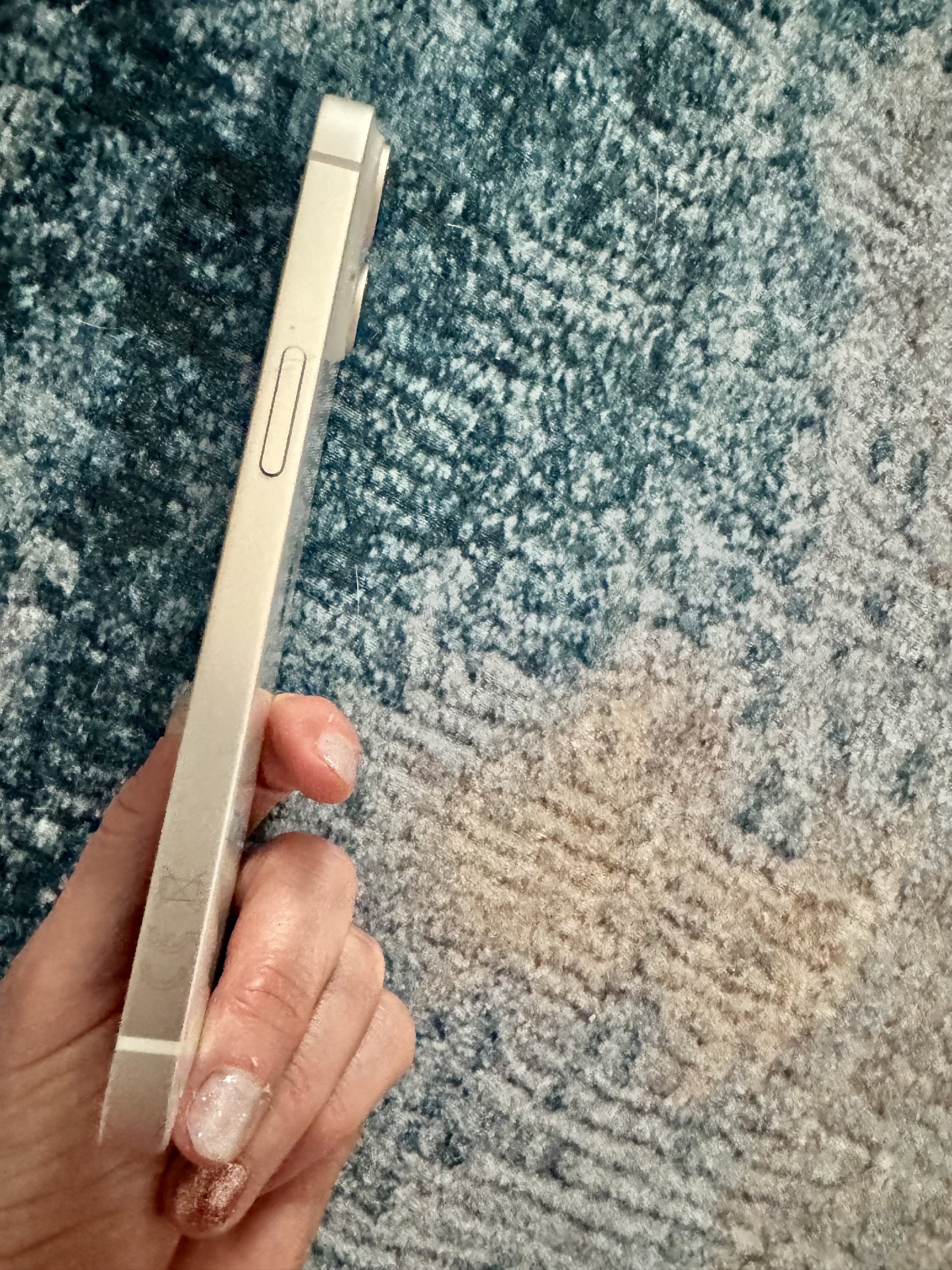 Apple iPhone 14 128 GB Csillagfény