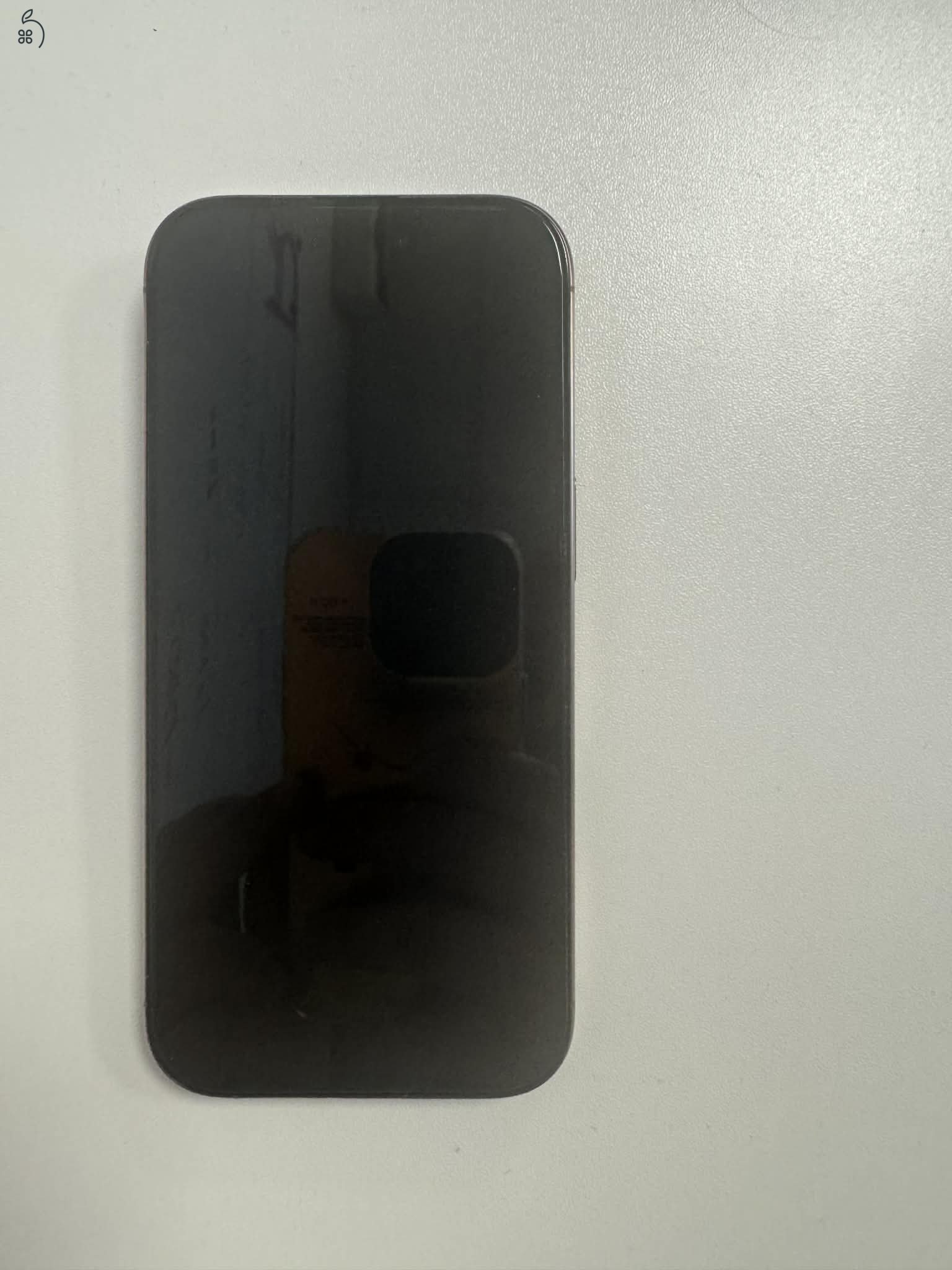 Iphone 16 pro karcmentes, tökéletes állapotban