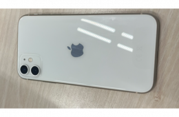 Eladó Apple iPhone 11 64 GB 79% akku, kártyafüggetlen