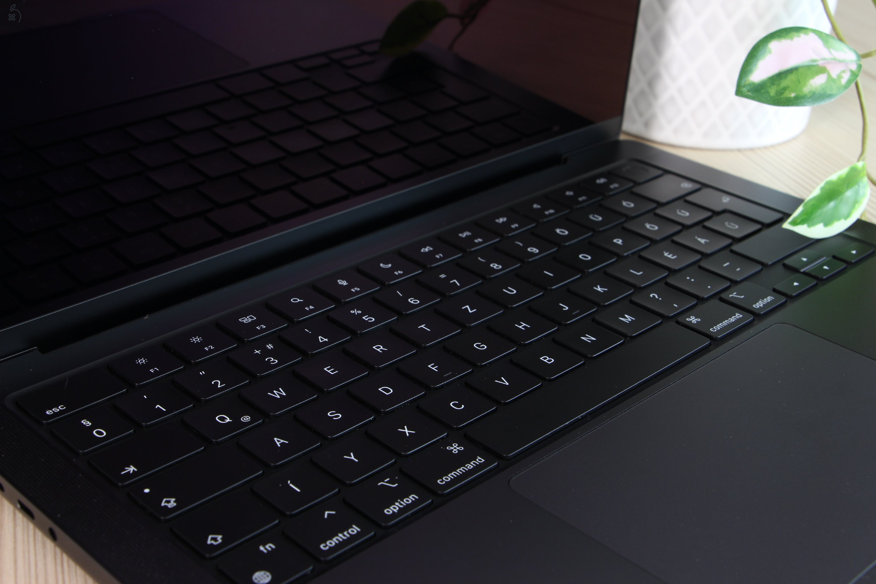 Újszerű Apple Macbook Pro 14