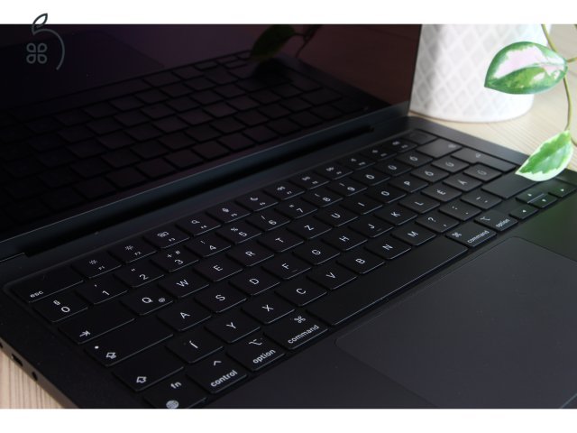 Újszerű Apple Macbook Pro 14