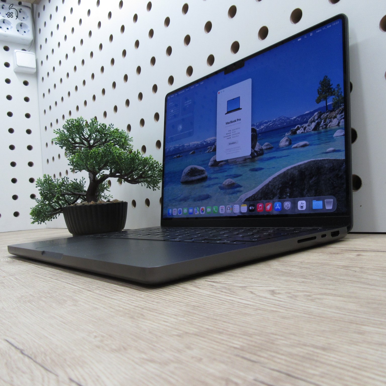 Apple MacBook Pro 14 (2023) – M3 Pro / 18GB / 512GB SSD – használt, karcmentes – 91% akku (217 ciklus)