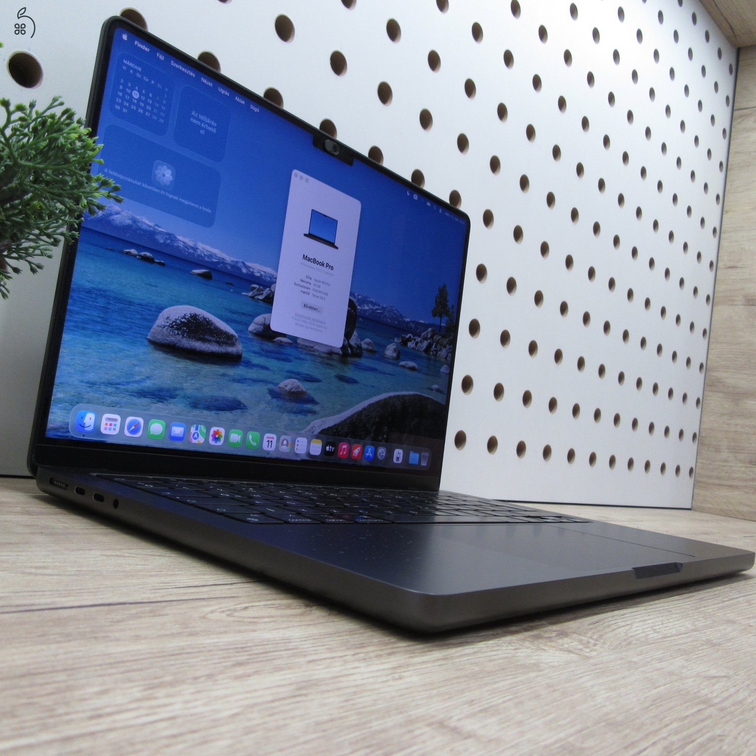 Apple MacBook Pro 14 (2023) – M3 Pro / 18GB / 512GB SSD – használt, karcmentes – 100% akku (39 ciklus)