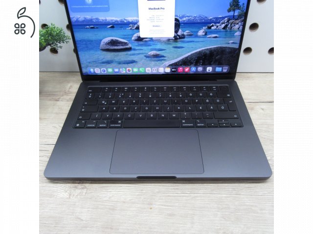 Apple MacBook Pro 14 (2023) – M3 Pro / 18GB / 512GB SSD – használt, karcmentes – 100% akku (39 ciklus)