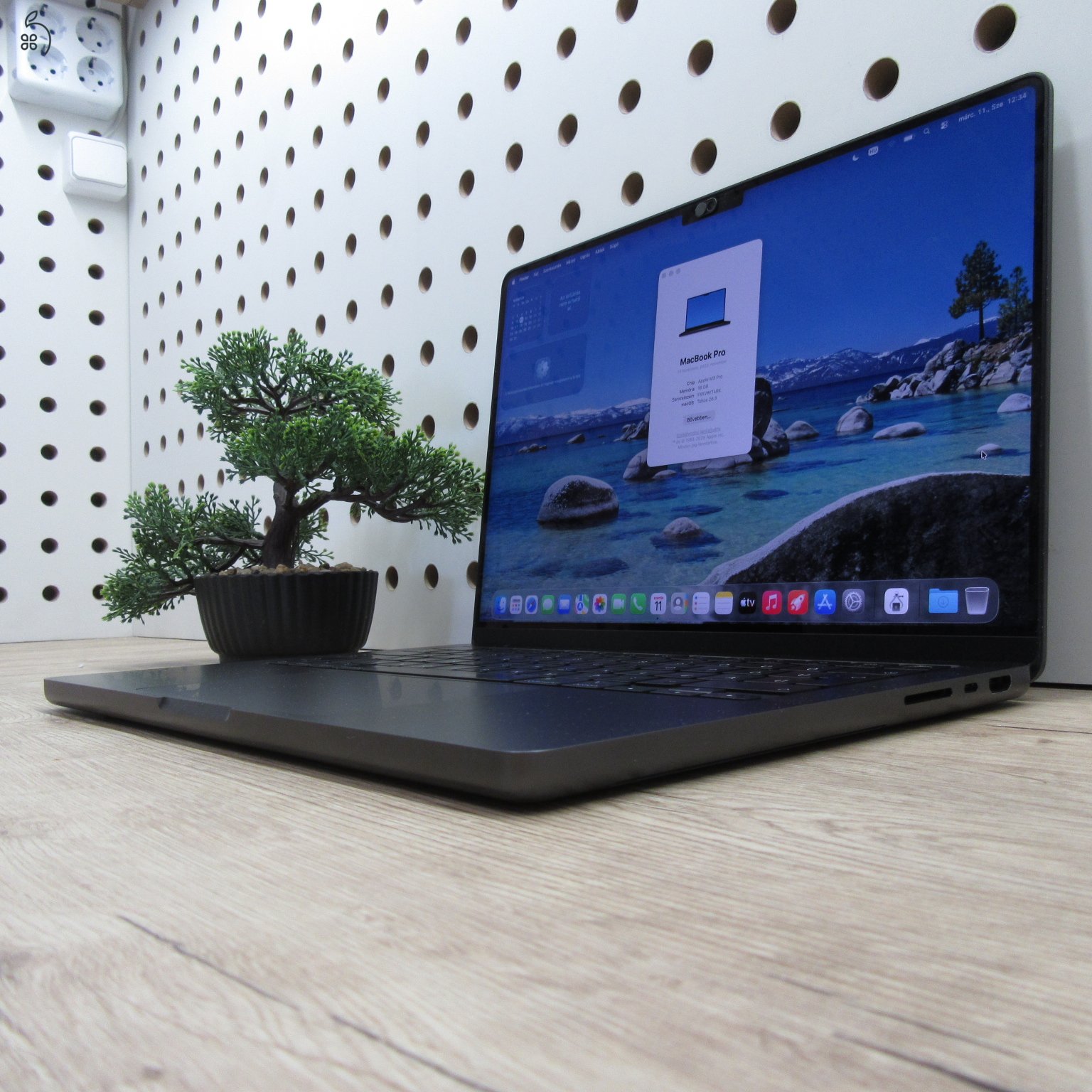 Apple MacBook Pro 14 (2023) – M3 Pro / 18GB / 512GB SSD – használt, karcmentes – 100% akku (39 ciklus)