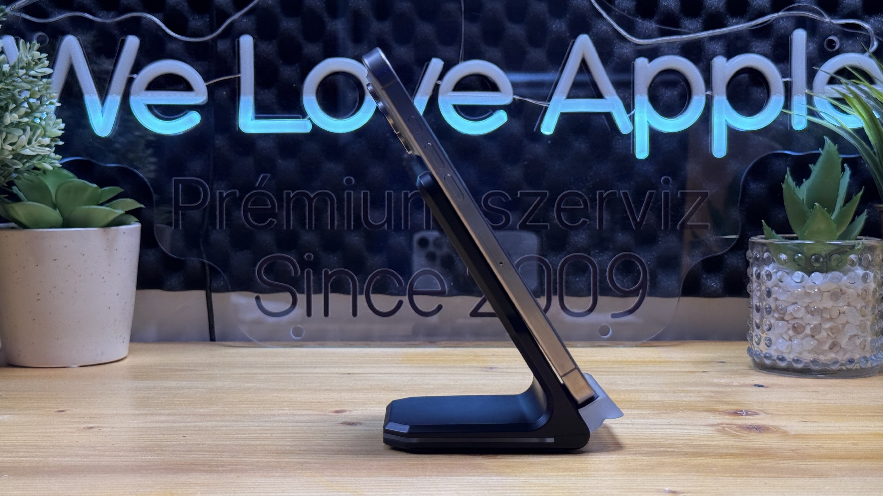 iPhone 16 Pro 256GB Natúr Titán, Független - 1ÉV Garancia, Számla