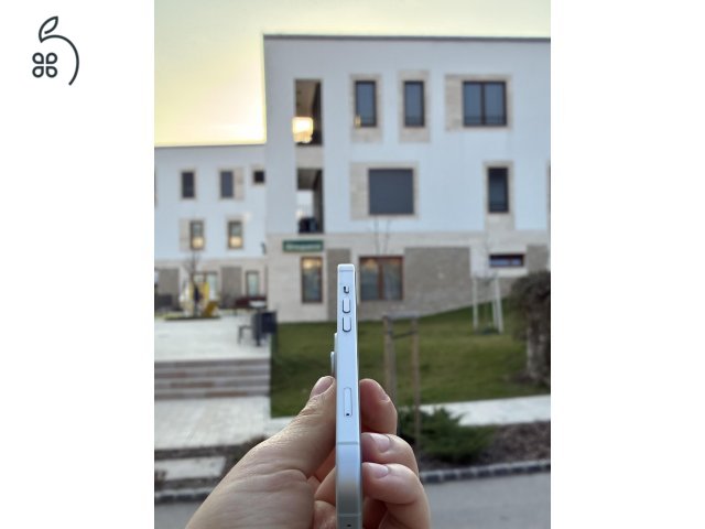 IPhone 15 256GB Újszerű állapot