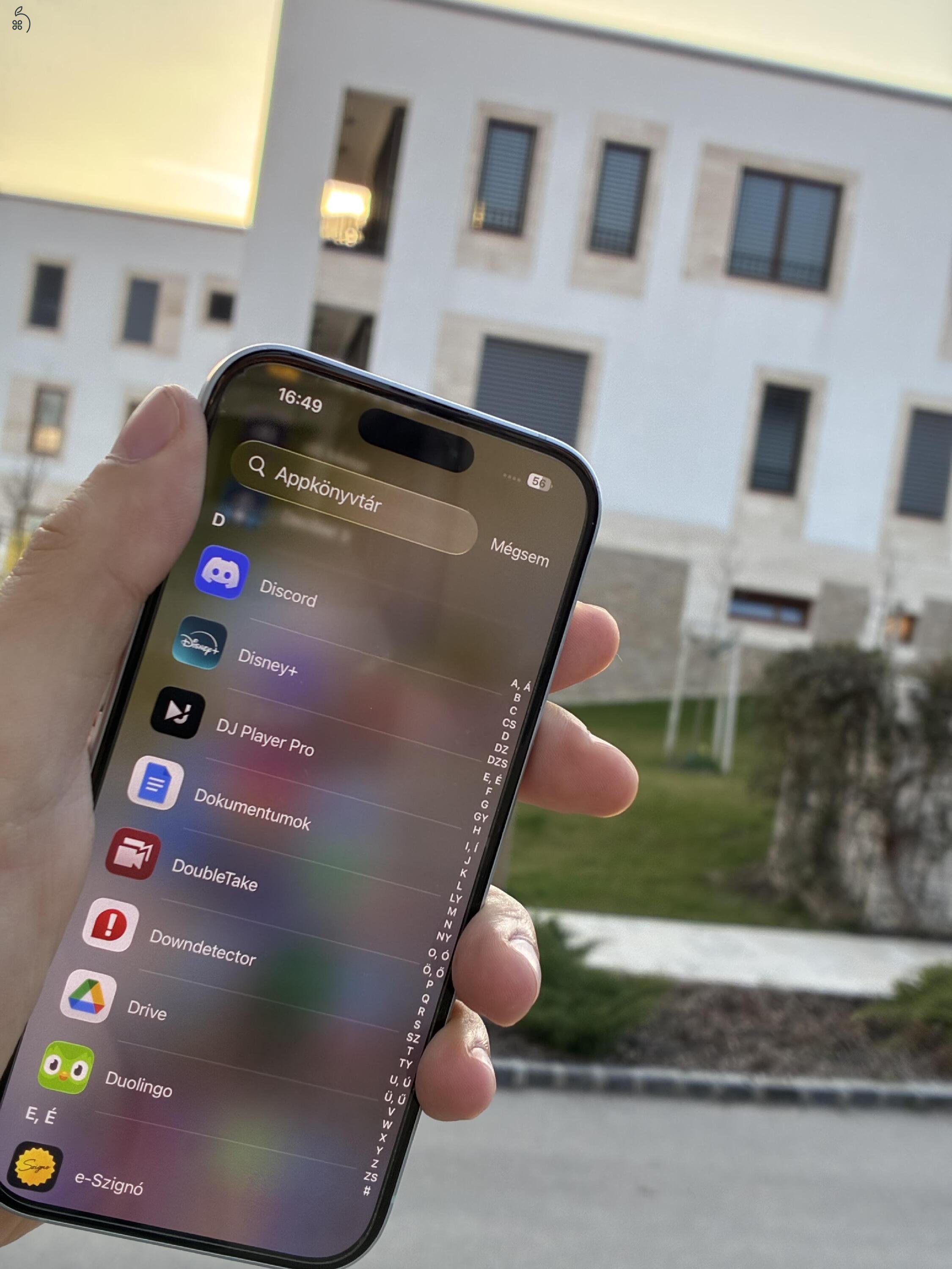 IPhone 15 256GB Újszerű állapot