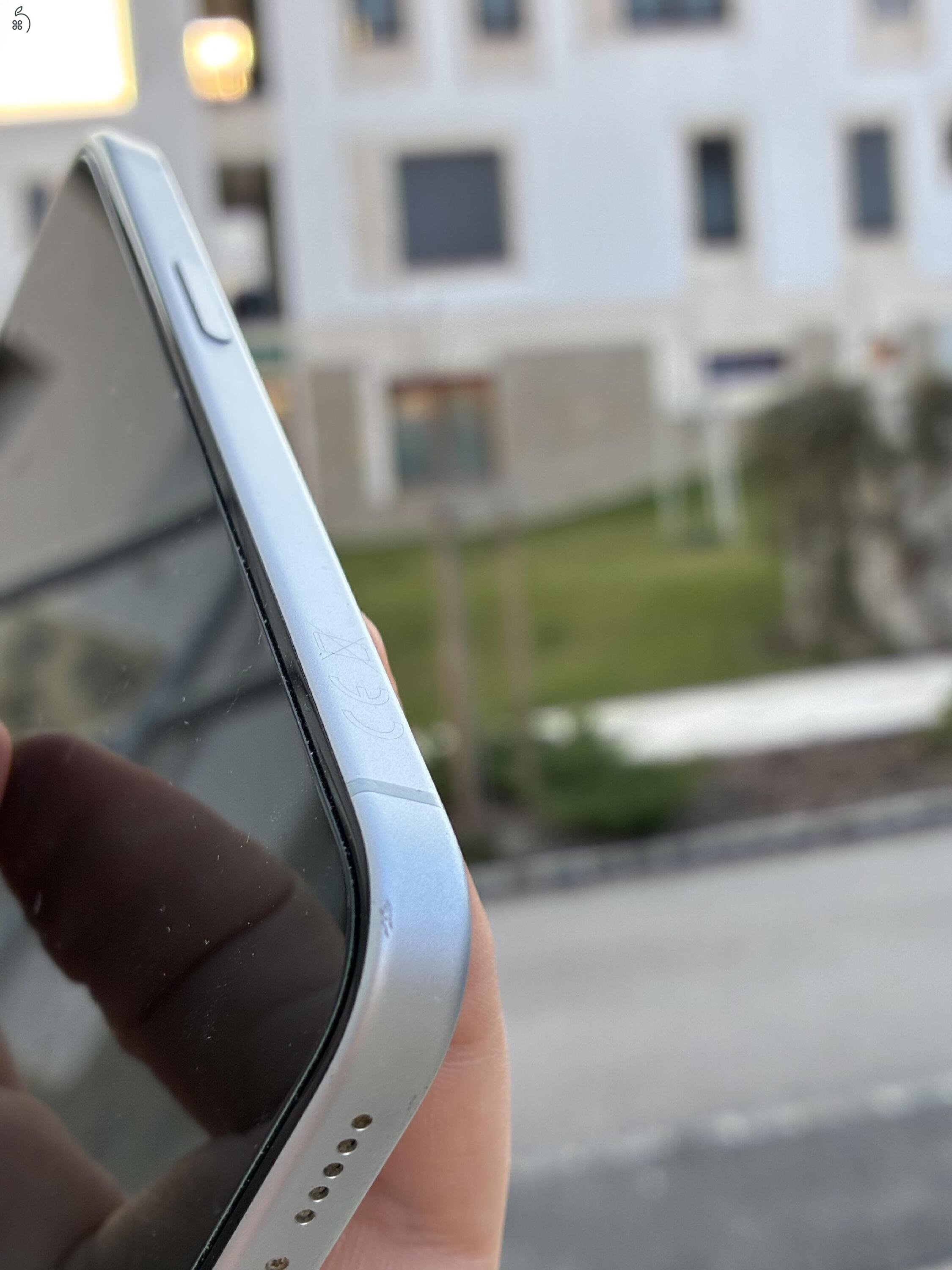 IPhone 15 256GB Újszerű állapot