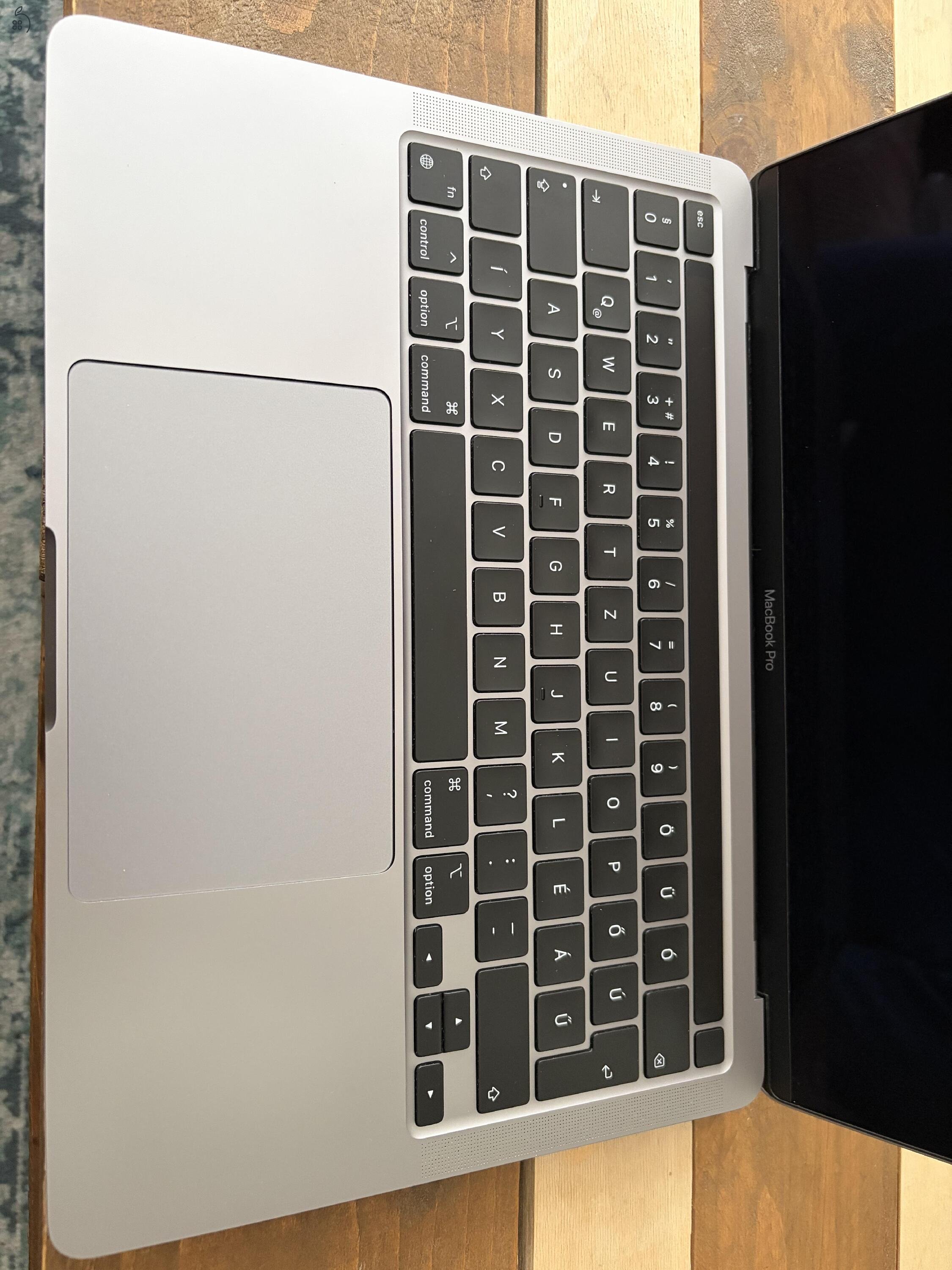 Gyorsan valami megbízhatót. Pro 13 