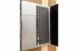 Gyorsan valami megbízhatót. Pro 13 