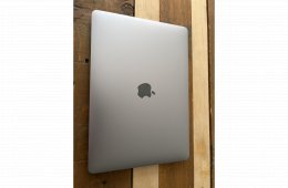 Gyorsan valami megbízhatót. Pro 13 