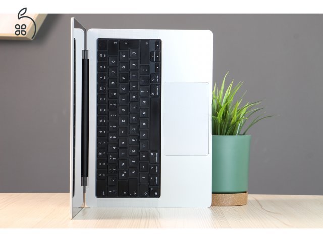 Apple Macbook Pro 14