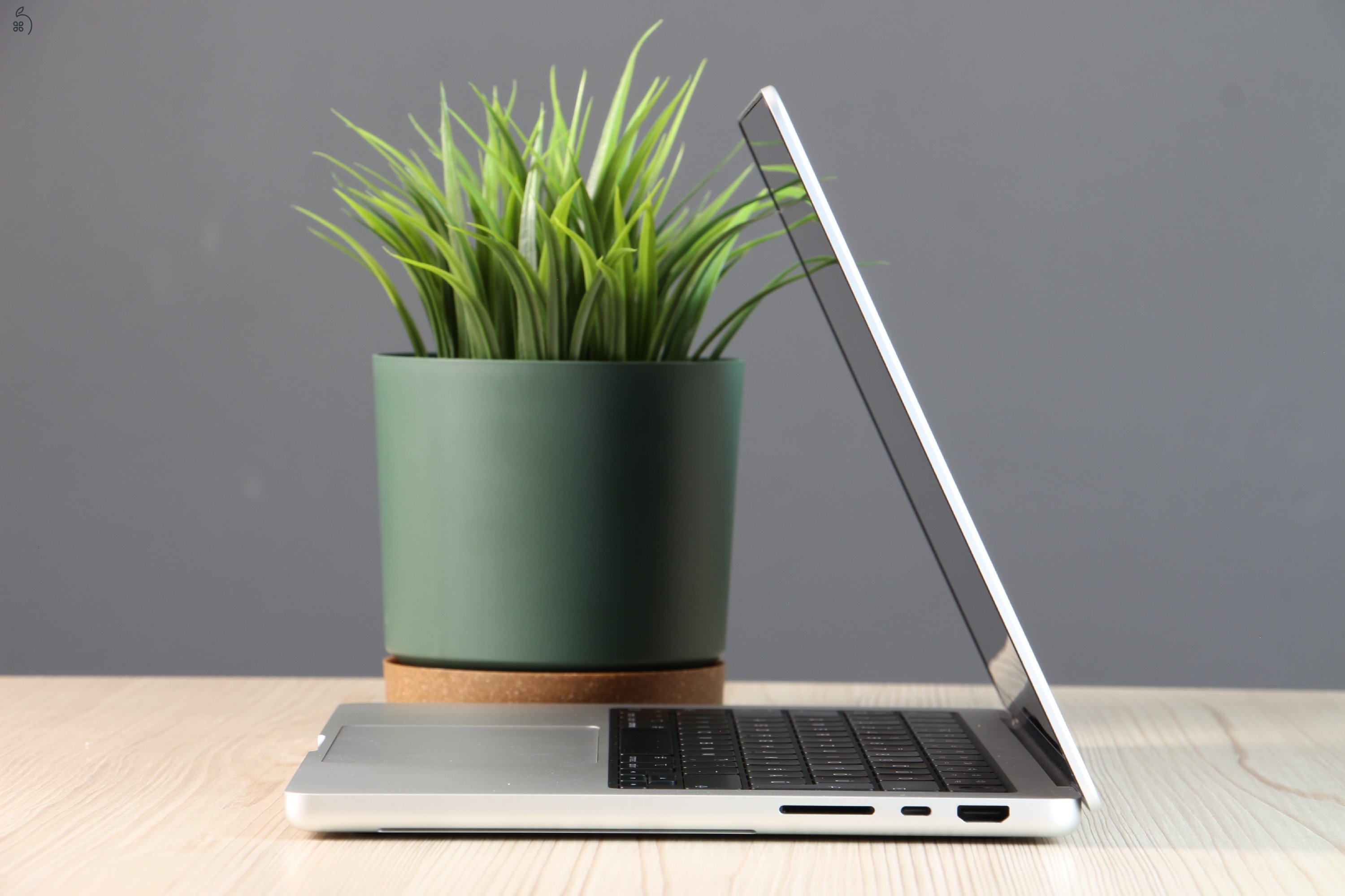 Apple Macbook Pro 14