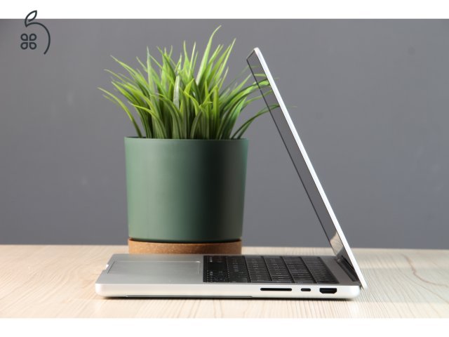 Apple Macbook Pro 14