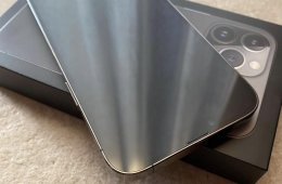 Eladó iPhone 13 Pro 128 GB – Karcmentes, Tokban és Fóliával