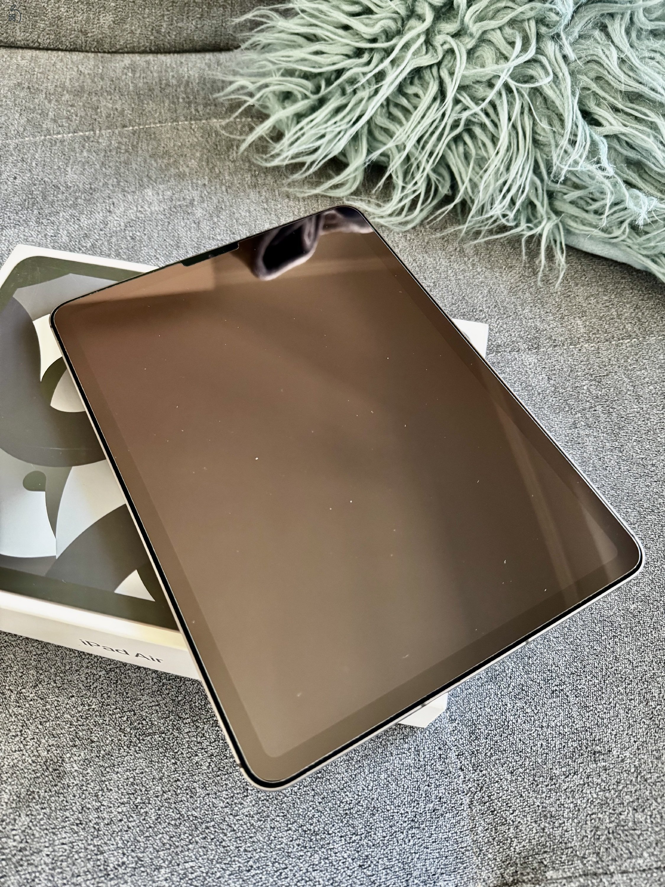 Egy patika állapotú 5th generációs, M1, 11”, 256GB-os Ipad Air keresi új tulajdonosát