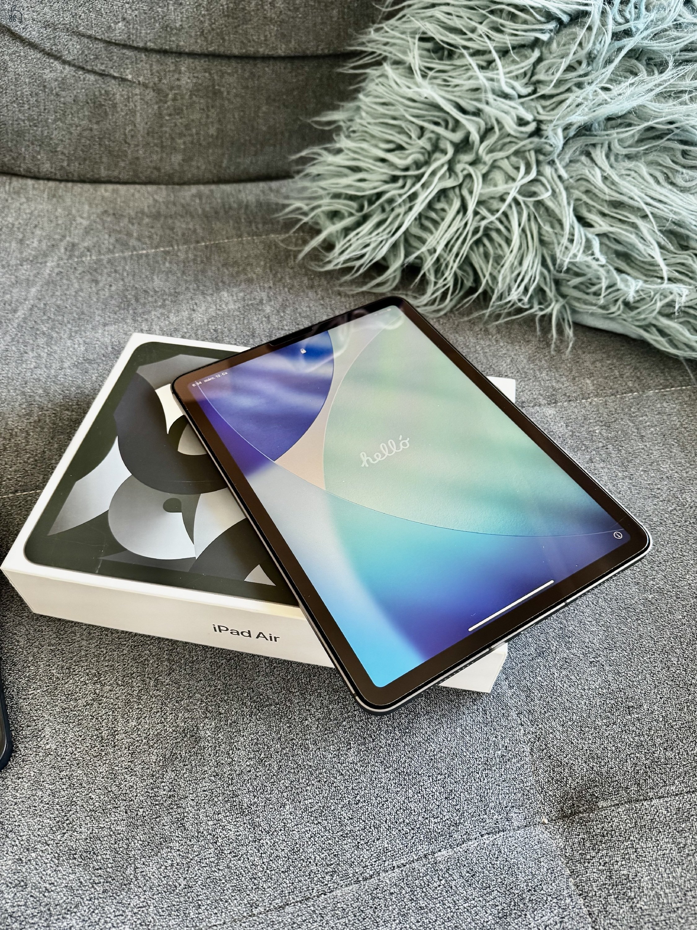 Egy patika állapotú 5th generációs, M1, 11”, 256GB-os Ipad Air keresi új tulajdonosát