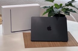 MacBook Air 2022 M2 13” 256GB 2 ÉV Garanciával