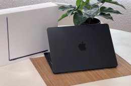 MacBook Air 2022 M2 13” 256GB 2 ÉV Garanciával