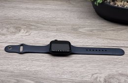 Apple Watch S7 Midnight 45mm 2 ÉV Garanciával