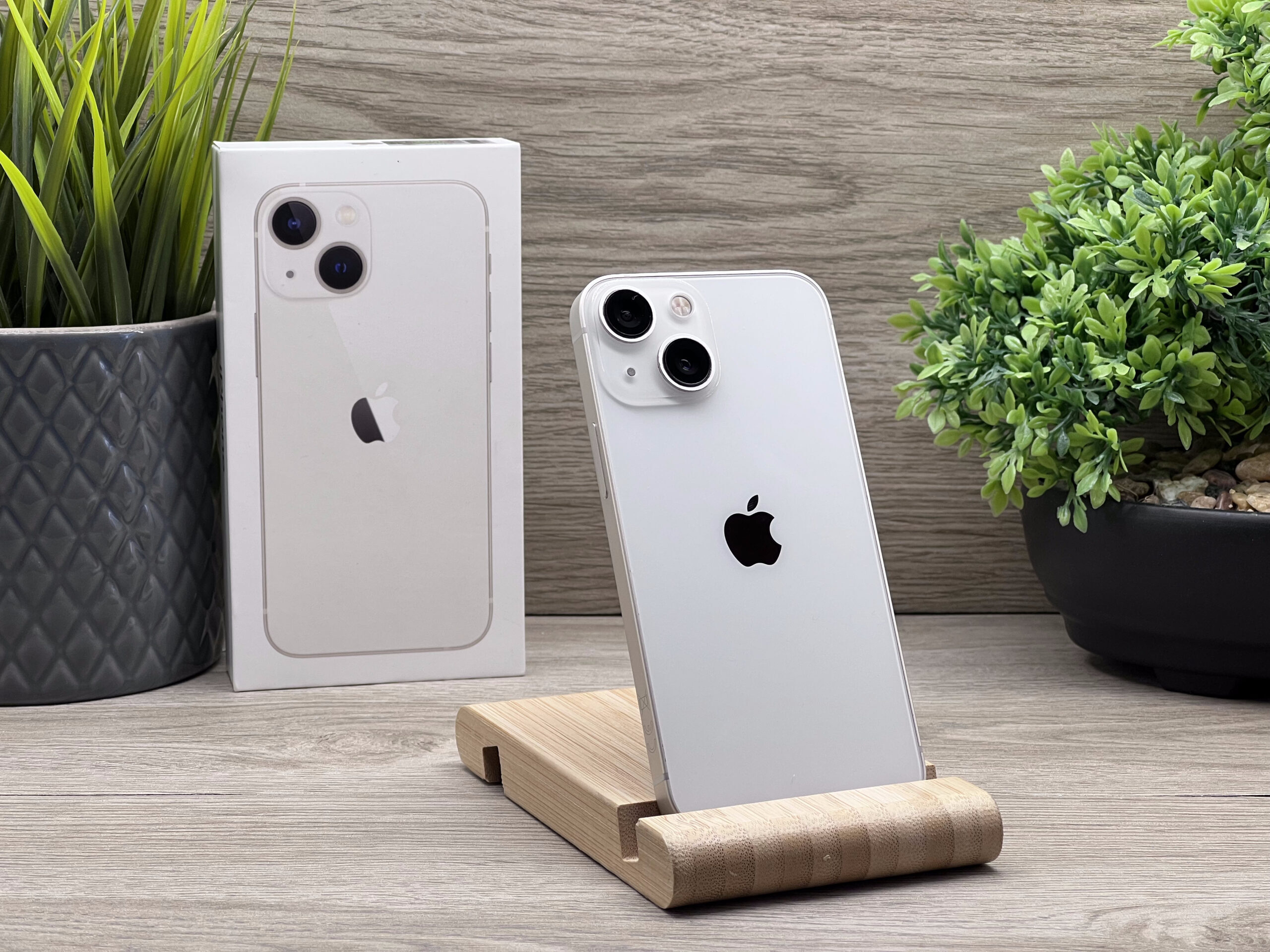 Hibátlan iPhone 13 Starlight 128GB 2 ÉV Garanciával 93%