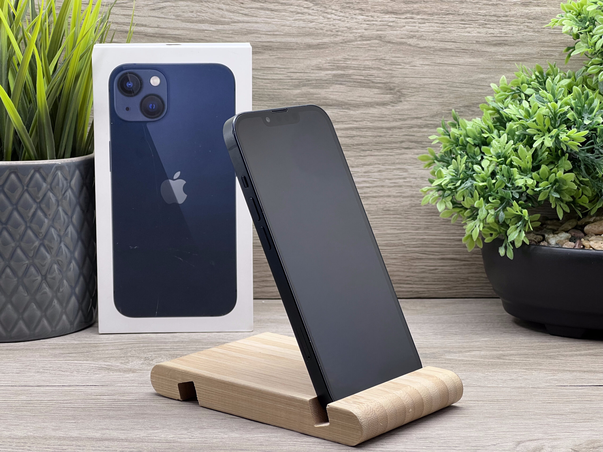 iPhone 13 midnight 256GB 2 ÉV Garanciával 100%