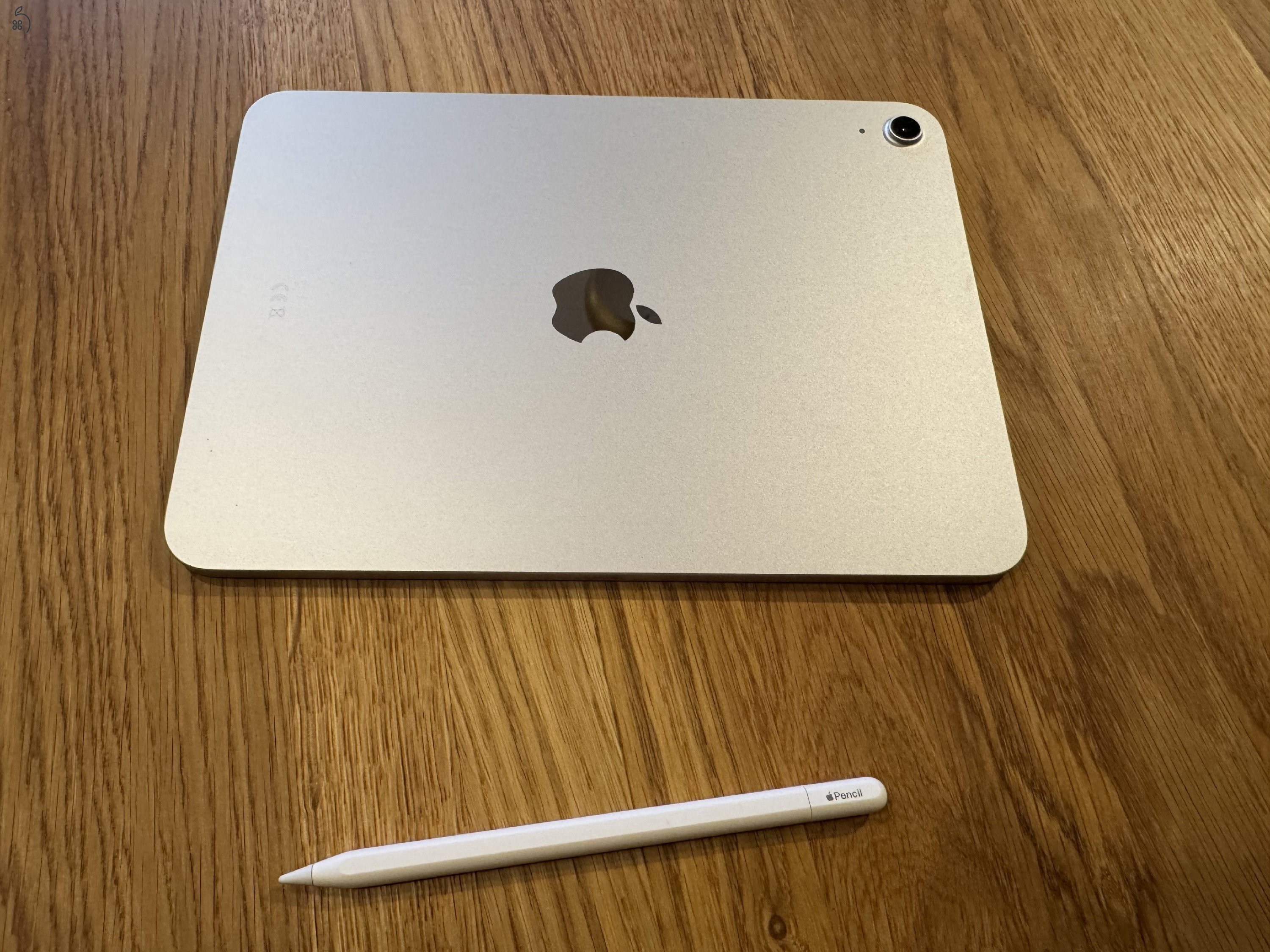 Legújabb iPad Apple Pencil-el és tokkal eladó. 7 hónap apple garancia!